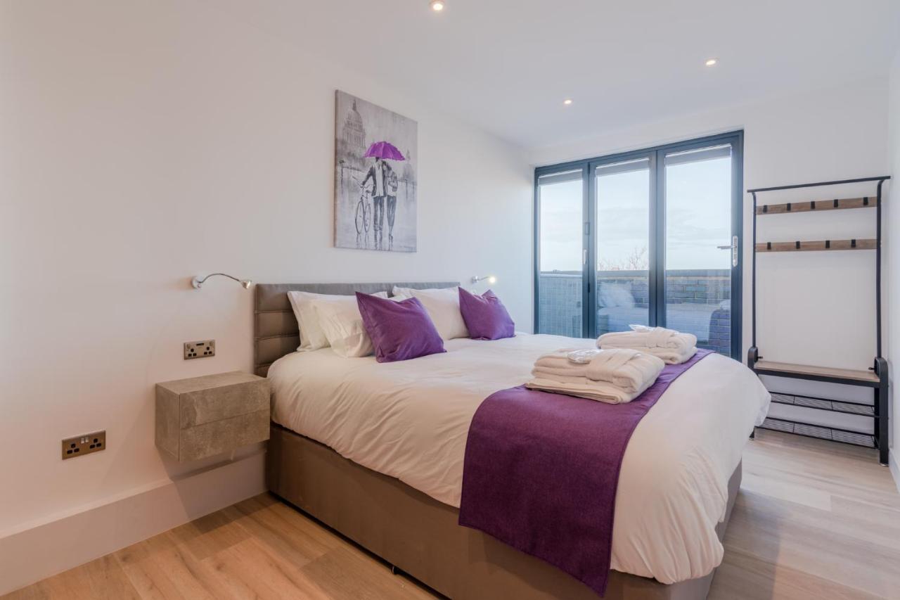 Central Penthouse With Hot Tub & Views 22 Cheltenham Exterior foto